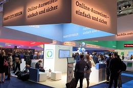 Der Messestand zur Online-Ausweisfunktion auf der Smart Country Convention 2019 in Berlin dient als Vorlage für geplante Digital Service Points in der Fläche (Foto: buergerservice.org).