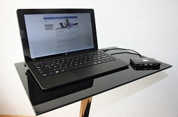  Foto: Die SID-Box an einem Trekstor-SurfTab twin 11.6 WiFi / Volks-Tablet. Das neue Tablet wurde Ende 2016 für ca. 200 Euro erworben.